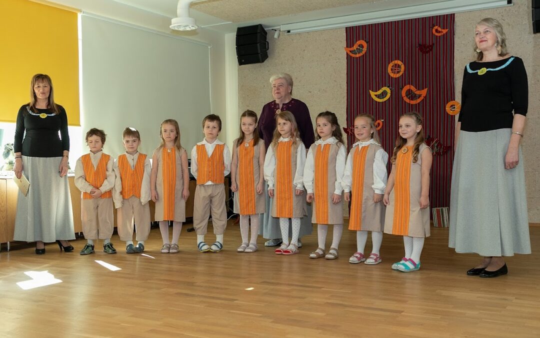 Avvuhind Võro latsiaid Sõleke